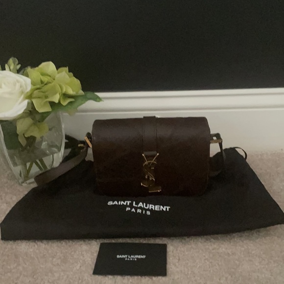 Saint Laurent Monogramm small flap bag. - Picture 3 of 10